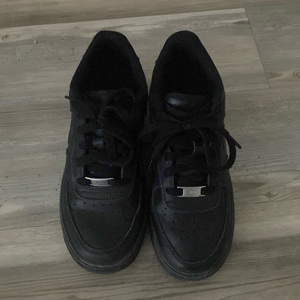 Air Force ones all black
